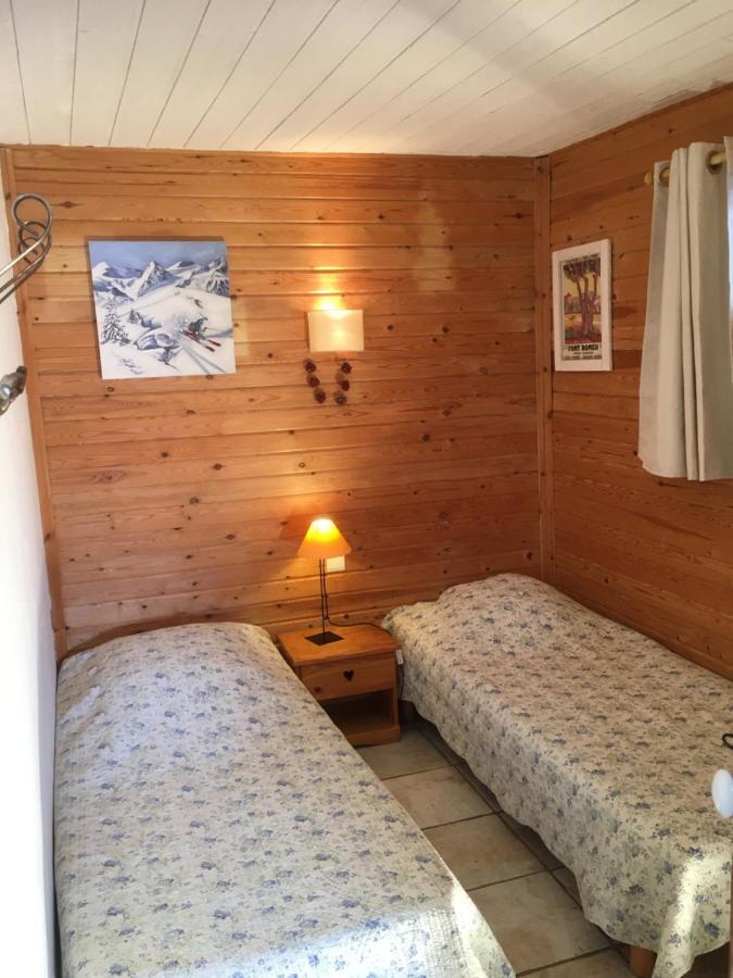 Apartment Dans *